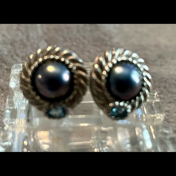 Judith Ripka Blue Mabe Pearl and Blue Topaz Clip Earrings - Picture 6 of 7